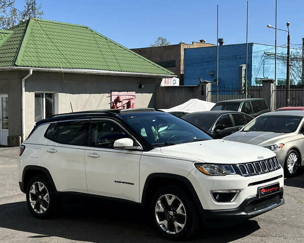 Белый Джип Компас, объемом двигателя 2.36 л и пробегом 83 тыс. км за 16999 $, фото 3 на Automoto.ua