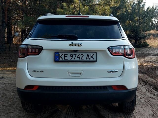 Белый Джип Компас, объемом двигателя 2.4 л и пробегом 81 тыс. км за 17900 $, фото 5 на Automoto.ua