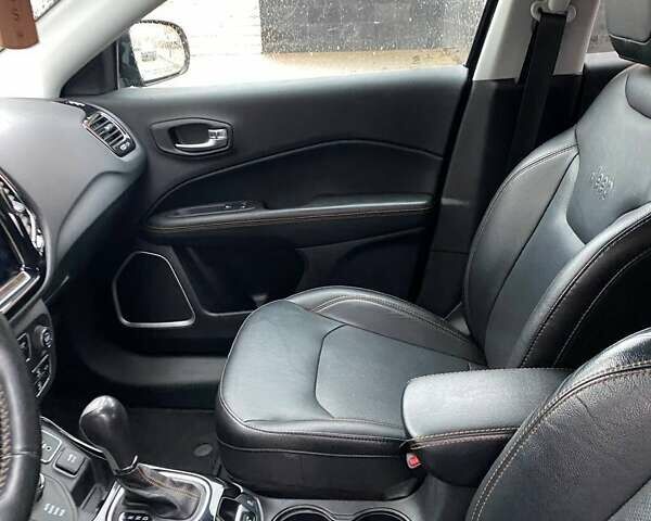 Белый Джип Компас, объемом двигателя 2.36 л и пробегом 138 тыс. км за 16000 $, фото 9 на Automoto.ua