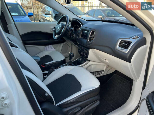 Белый Джип Компас, объемом двигателя 2.36 л и пробегом 79 тыс. км за 15500 $, фото 14 на Automoto.ua