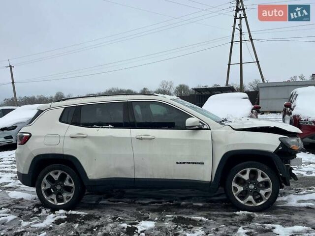 Белый Джип Компас, объемом двигателя 2.4 л и пробегом 227 тыс. км за 8200 $, фото 6 на Automoto.ua