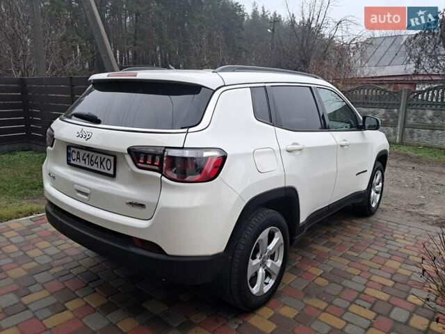 Белый Джип Компас, объемом двигателя 2.36 л и пробегом 117 тыс. км за 14300 $, фото 4 на Automoto.ua