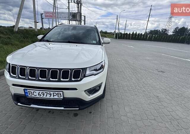 Білий Джип Compass, об'ємом двигуна 2.36 л та пробігом 61 тис. км за 16500 $, фото 9 на Automoto.ua