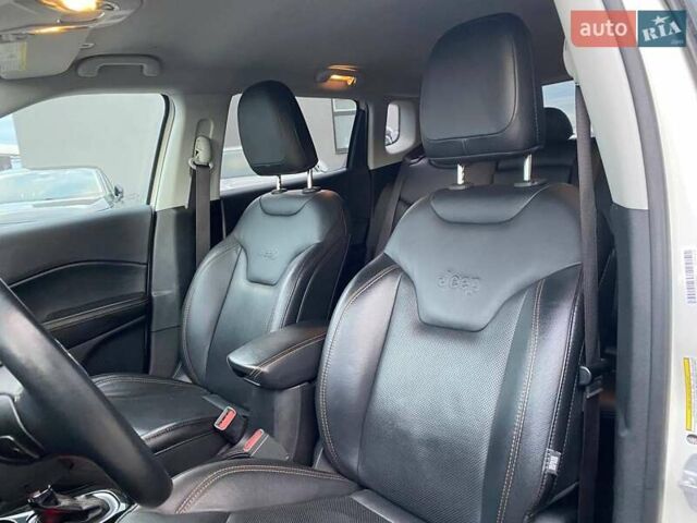 Білий Джип Compass, об'ємом двигуна 2.36 л та пробігом 91 тис. км за 15700 $, фото 21 на Automoto.ua