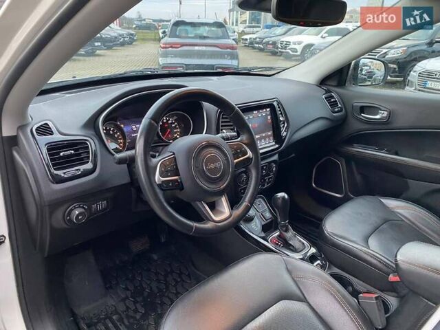 Білий Джип Compass, об'ємом двигуна 2.36 л та пробігом 91 тис. км за 15700 $, фото 10 на Automoto.ua