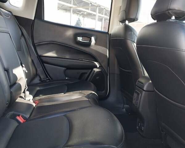 Белый Джип Компас, объемом двигателя 2.36 л и пробегом 139 тыс. км за 16000 $, фото 14 на Automoto.ua