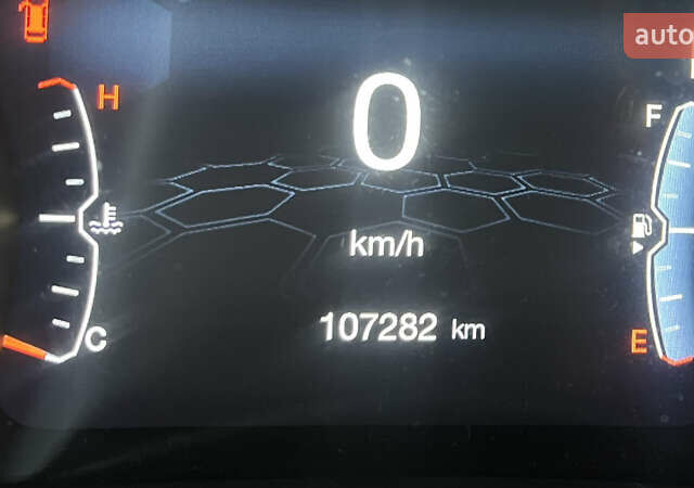 Білий Джип Compass, об'ємом двигуна 2.36 л та пробігом 106 тис. км за 15500 $, фото 8 на Automoto.ua