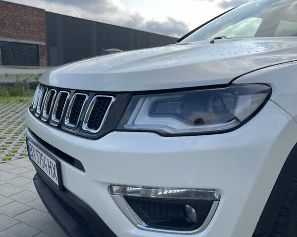 Білий Джип Compass, об'ємом двигуна 2.36 л та пробігом 76 тис. км за 14499 $, фото 8 на Automoto.ua