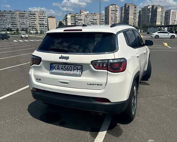 Білий Джип Compass, об'ємом двигуна 2.4 л та пробігом 130 тис. км за 15500 $, фото 17 на Automoto.ua