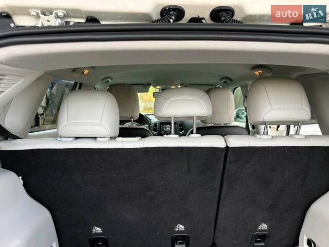 Белый Джип Компас, объемом двигателя 2.36 л и пробегом 117 тыс. км за 14300 $, фото 21 на Automoto.ua