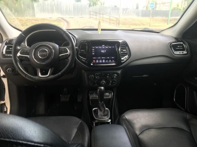 Белый Джип Компас, объемом двигателя 2.4 л и пробегом 73 тыс. км за 15500 $, фото 13 на Automoto.ua