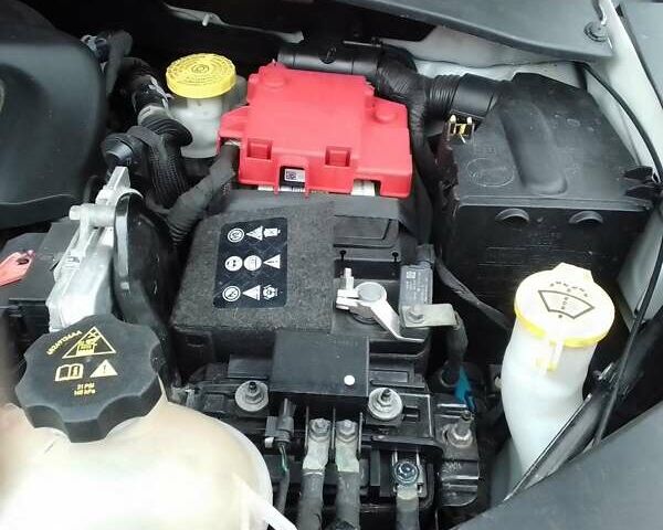 Белый Джип Компас, объемом двигателя 2.36 л и пробегом 180 тыс. км за 14800 $, фото 22 на Automoto.ua