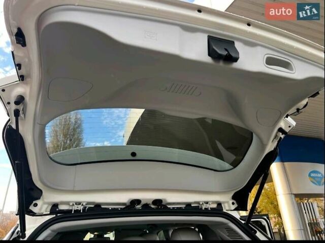 Белый Джип Компас, объемом двигателя 2.36 л и пробегом 117 тыс. км за 14900 $, фото 13 на Automoto.ua