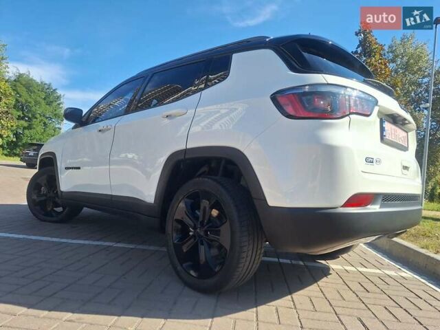 Белый Джип Компас, объемом двигателя 2.36 л и пробегом 175 тыс. км за 13150 $, фото 31 на Automoto.ua