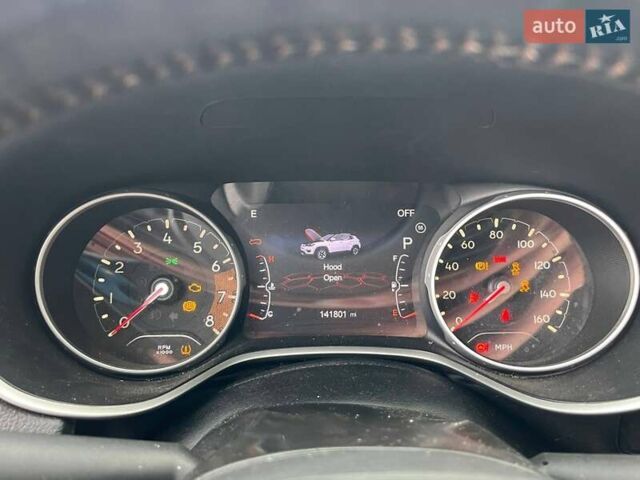 Белый Джип Компас, объемом двигателя 2.4 л и пробегом 227 тыс. км за 8200 $, фото 12 на Automoto.ua