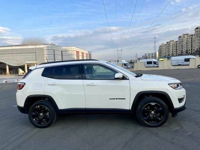 Білий Джип Compass, об'ємом двигуна 2.4 л та пробігом 64 тис. км за 9200 $, фото 4 на Automoto.ua