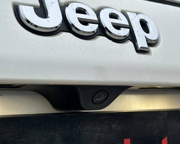 Белый Джип Компас, объемом двигателя 2.4 л и пробегом 101 тыс. км за 16800 $, фото 11 на Automoto.ua