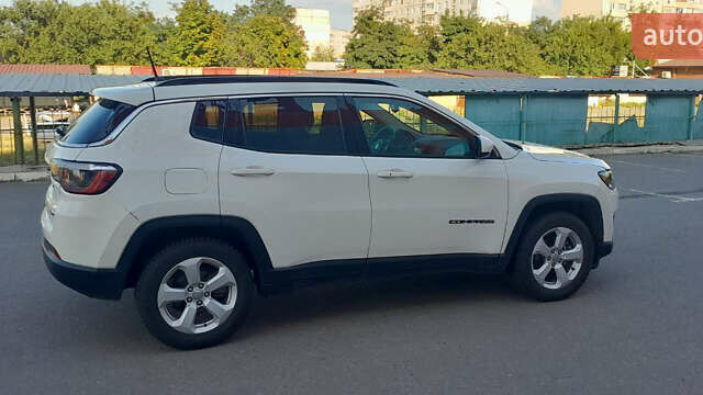Білий Джип Compass, об'ємом двигуна 2.36 л та пробігом 53 тис. км за 15500 $, фото 8 на Automoto.ua