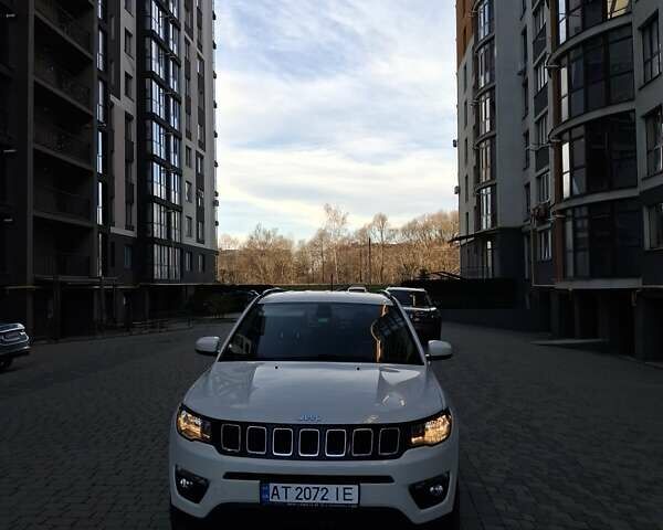 Белый Джип Компас, объемом двигателя 2.4 л и пробегом 157 тыс. км за 14300 $, фото 21 на Automoto.ua