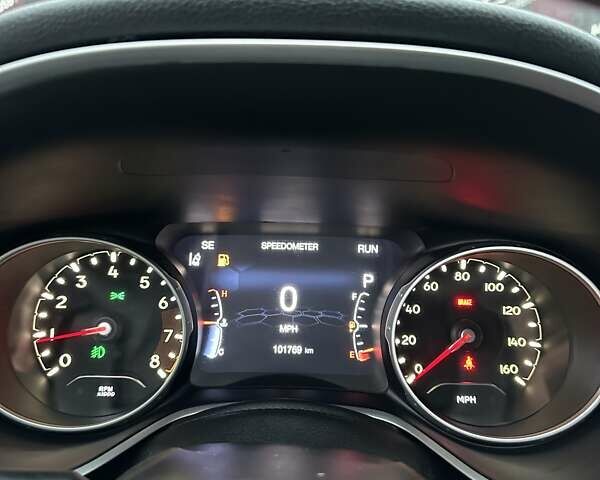 Белый Джип Компас, объемом двигателя 2.4 л и пробегом 101 тыс. км за 16800 $, фото 31 на Automoto.ua