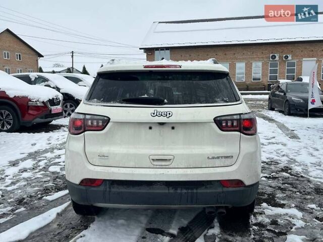 Белый Джип Компас, объемом двигателя 2.4 л и пробегом 227 тыс. км за 8200 $, фото 3 на Automoto.ua