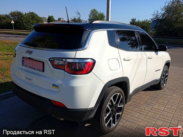 Белый Джип Компас, объемом двигателя 2.4 л и пробегом 117 тыс. км за 15850 $, фото 4 на Automoto.ua