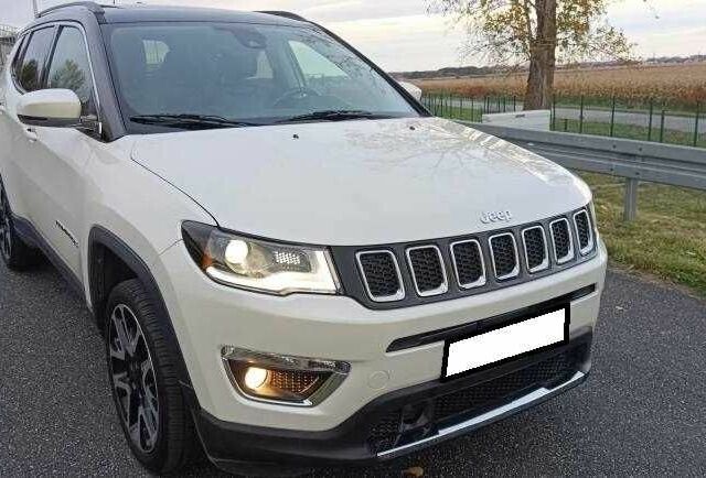 Белый Джип Компас, объемом двигателя 2.4 л и пробегом 105 тыс. км за 9200 $, фото 2 на Automoto.ua