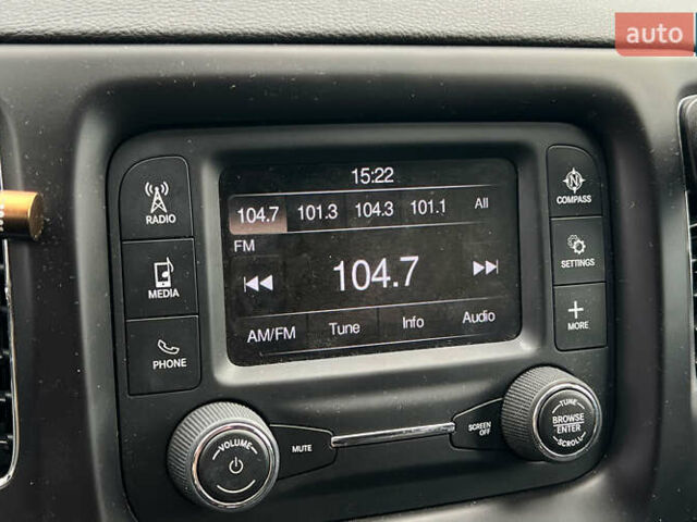 Белый Джип Компас, объемом двигателя 2.4 л и пробегом 108 тыс. км за 15590 $, фото 26 на Automoto.ua