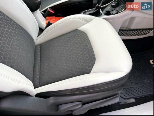 Белый Джип Компас, объемом двигателя 2.36 л и пробегом 117 тыс. км за 14900 $, фото 9 на Automoto.ua