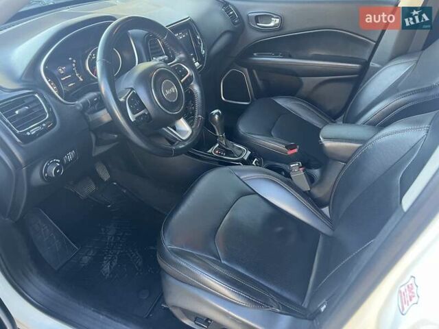 Білий Джип Compass, об'ємом двигуна 2.36 л та пробігом 117 тис. км за 16350 $, фото 27 на Automoto.ua