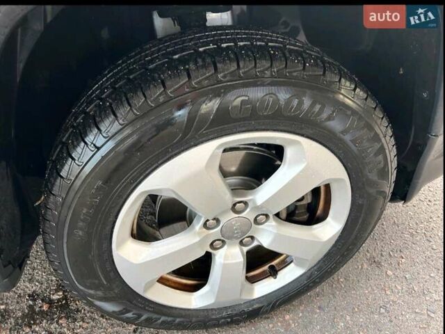 Белый Джип Компас, объемом двигателя 2.36 л и пробегом 117 тыс. км за 14900 $, фото 6 на Automoto.ua