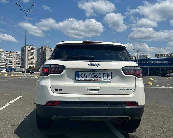 Білий Джип Compass, об'ємом двигуна 2.4 л та пробігом 130 тис. км за 15500 $, фото 4 на Automoto.ua