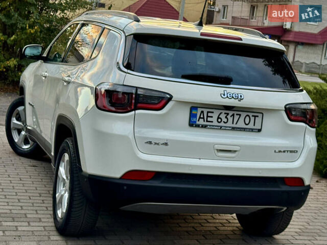 Білий Джип Compass, об'ємом двигуна 2.36 л та пробігом 96 тис. км за 14900 $, фото 10 на Automoto.ua