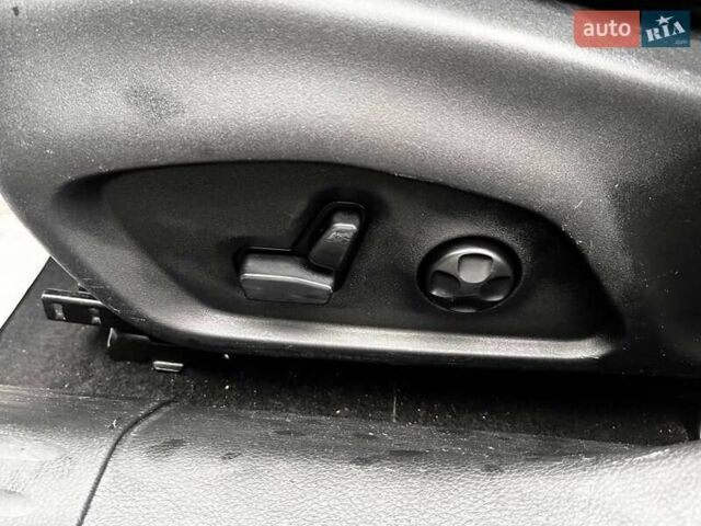 Белый Джип Компас, объемом двигателя 2.4 л и пробегом 225 тыс. км за 10700 $, фото 10 на Automoto.ua