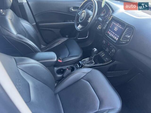 Білий Джип Compass, об'ємом двигуна 2.36 л та пробігом 117 тис. км за 16350 $, фото 24 на Automoto.ua