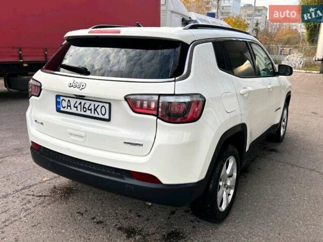 Белый Джип Компас, объемом двигателя 2.36 л и пробегом 117 тыс. км за 14900 $, фото 4 на Automoto.ua