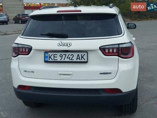 Білий Джип Compass, об'ємом двигуна 2.36 л та пробігом 81 тис. км за 17500 $, фото 2 на Automoto.ua