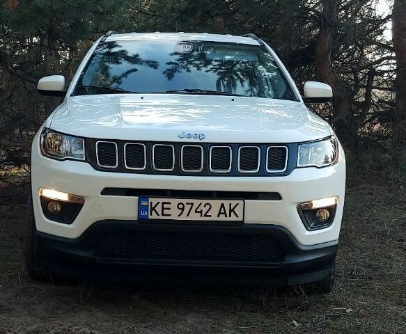 Белый Джип Компас, объемом двигателя 2.4 л и пробегом 81 тыс. км за 17900 $, фото 4 на Automoto.ua