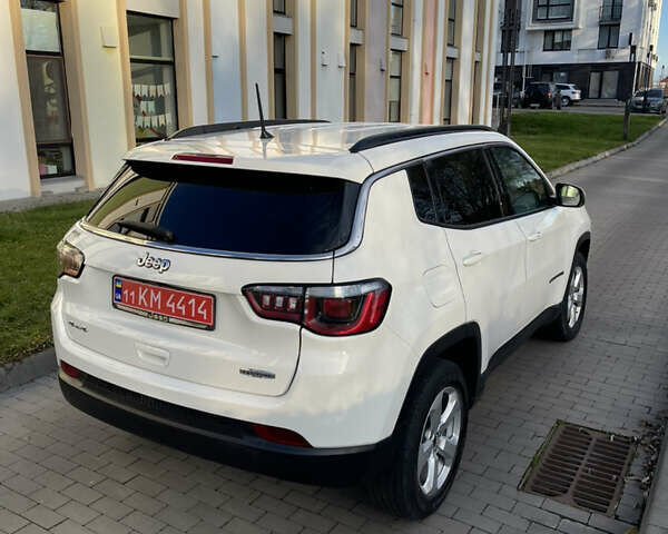 Белый Джип Компас, объемом двигателя 2.4 л и пробегом 47 тыс. км за 14900 $, фото 12 на Automoto.ua
