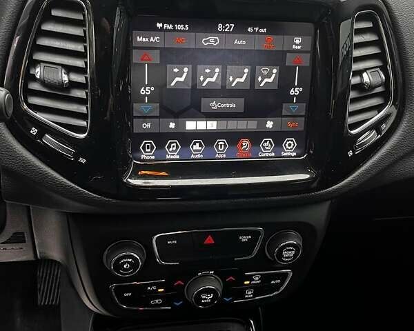 Белый Джип Компас, объемом двигателя 2.4 л и пробегом 225 тыс. км за 10700 $, фото 16 на Automoto.ua