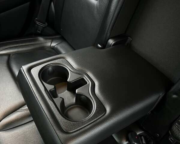 Белый Джип Компас, объемом двигателя 2.4 л и пробегом 101 тыс. км за 16800 $, фото 18 на Automoto.ua