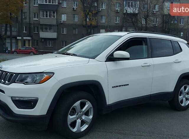 Білий Джип Compass, об'ємом двигуна 2.36 л та пробігом 81 тис. км за 17500 $, фото 5 на Automoto.ua