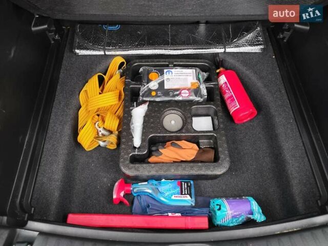 Белый Джип Компас, объемом двигателя 2.36 л и пробегом 74 тыс. км за 16250 $, фото 35 на Automoto.ua