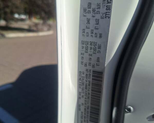 Білий Джип Compass, об'ємом двигуна 2.36 л та пробігом 180 тис. км за 13150 $, фото 41 на Automoto.ua