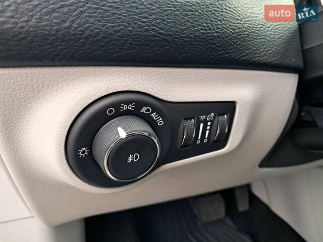 Белый Джип Компас, объемом двигателя 2.36 л и пробегом 117 тыс. км за 14300 $, фото 10 на Automoto.ua