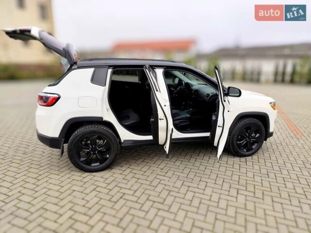 Белый Джип Компас, объемом двигателя 2.36 л и пробегом 74 тыс. км за 16250 $, фото 14 на Automoto.ua