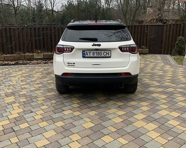 Белый Джип Компас, объемом двигателя 2.36 л и пробегом 142 тыс. км за 14600 $, фото 1 на Automoto.ua