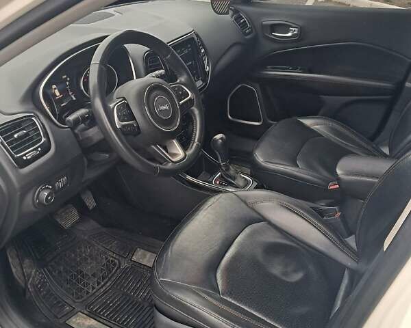 Білий Джип Compass, об'ємом двигуна 2.4 л та пробігом 130 тис. км за 15500 $, фото 36 на Automoto.ua