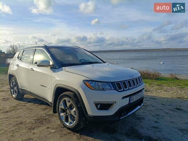 Белый Джип Компас, объемом двигателя 2.36 л и пробегом 62 тыс. км за 16900 $, фото 3 на Automoto.ua