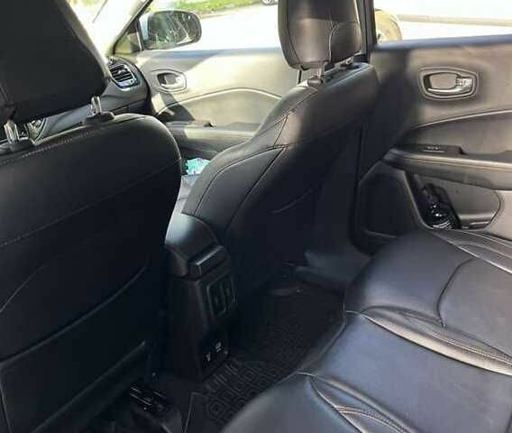 Белый Джип Компас, объемом двигателя 2.4 л и пробегом 70 тыс. км за 10000 $, фото 7 на Automoto.ua